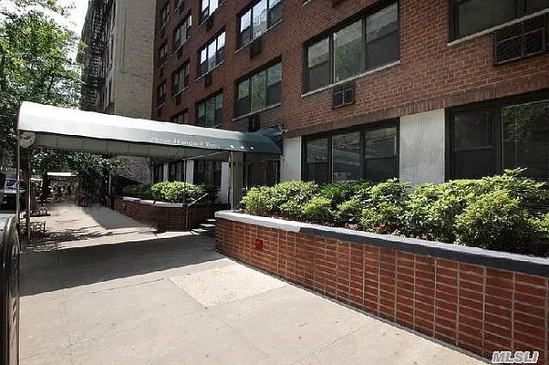 Sold by Exit Realty One | media 9