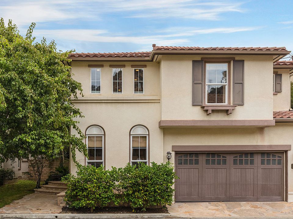1st image of 2772 Hollyview Ct