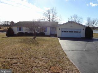 755 McClellan Dr, Gettysburg, PA 17325