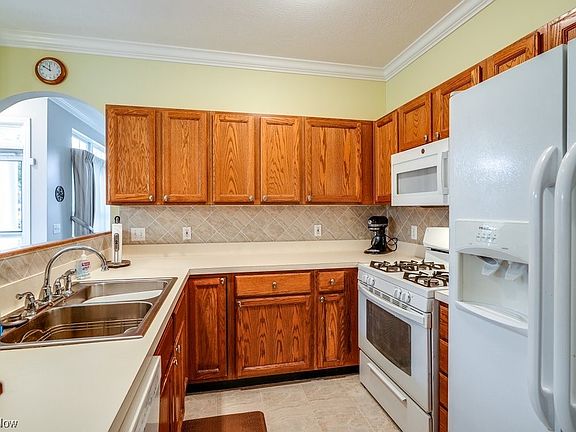 5th image of 3453 E Prescott Cir