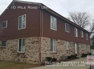 16441 E Ten Mile Rd UNIT 4, Eastpointe, MI 48021