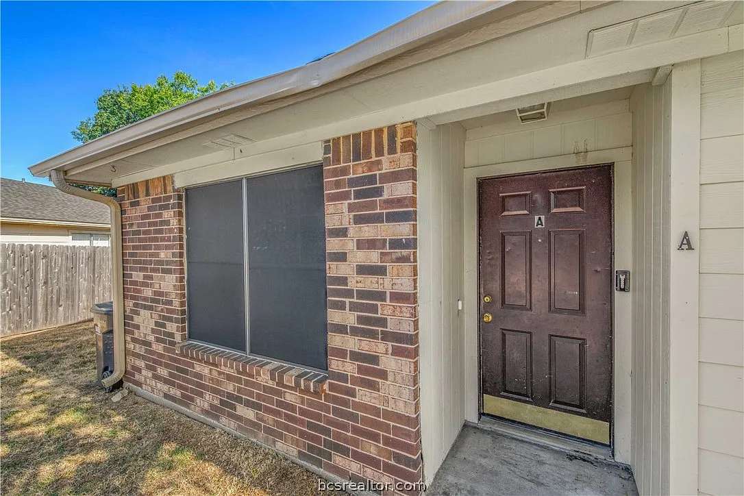 3 bed, 1141 sqft, $1,500 — Photo 3