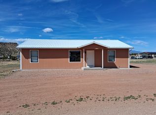 1 Sawyer Ln, Williamsburg, CO 81226