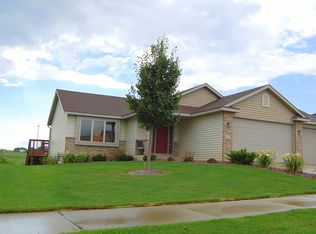 441 Towne Dr NE, Byron, MN 55920