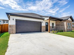 109 Magnolia Estates St, Crowley, TX 76036
