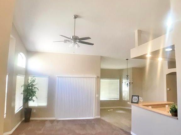 2nd image of 1577 E Earl Dr