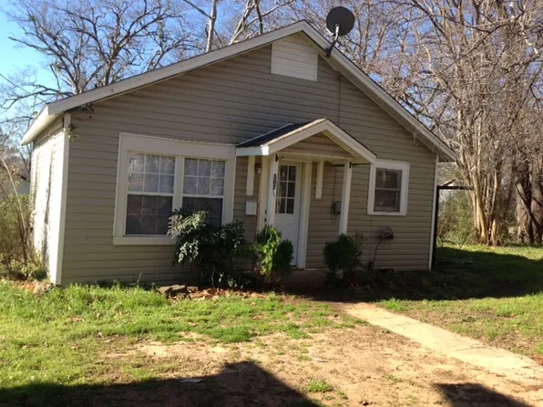 507 1/2 W Melba Ave, Gladewater, TX 75647