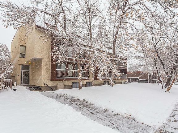 2nd image of 205-1113 37th St SW #205