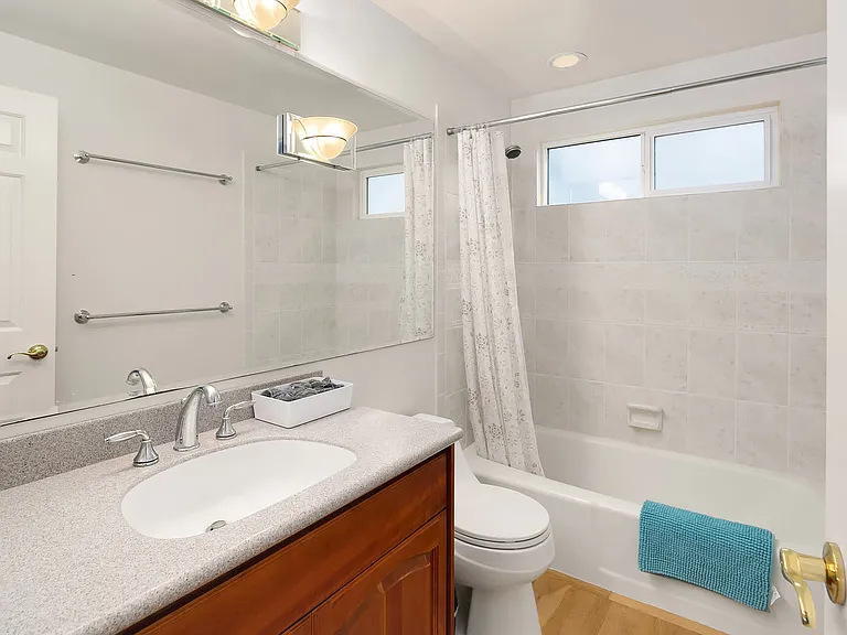 8240 SE 61st St — Photo 13
