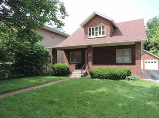 718 E Washington St, Iowa City, IA 52240