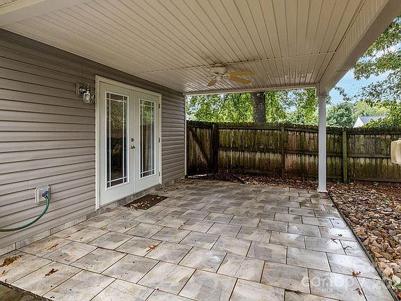 5th image of 103 Golden Valley Dr