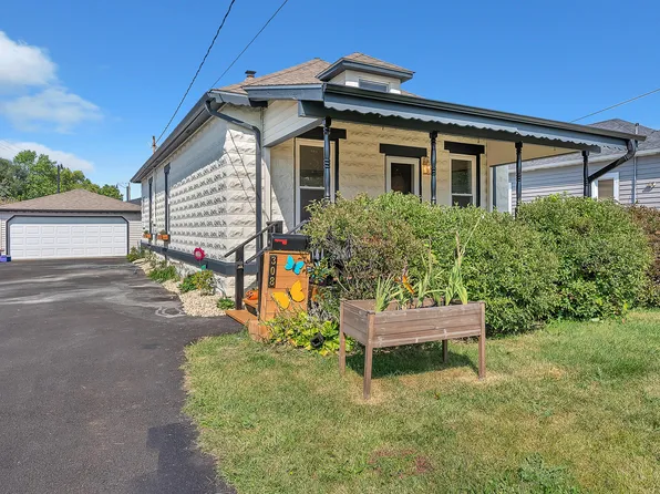 308 Foote St, Crown Point, IN 46307
