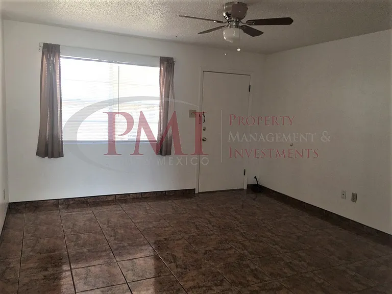 1007 Montana Avenue Apt. A — Photo 6