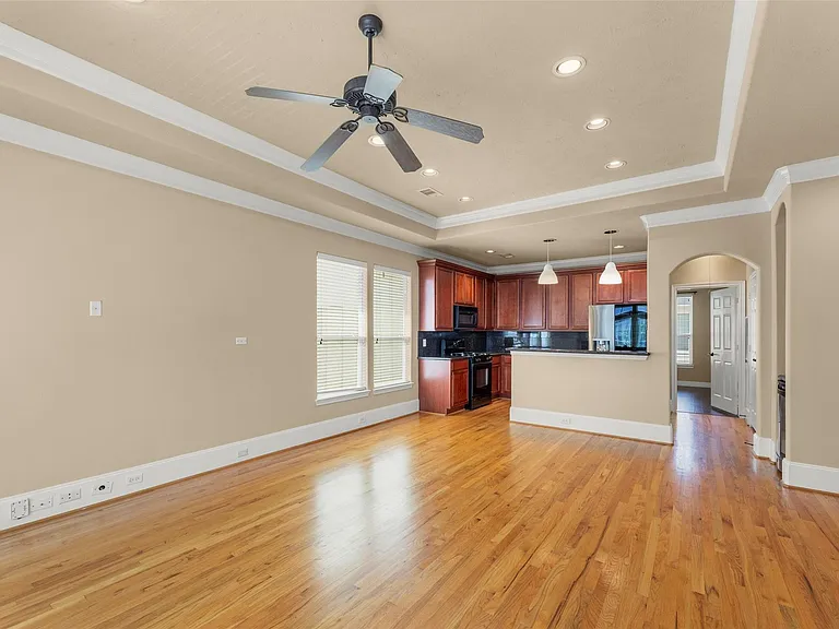 1716 Aden Dr — Photo 18