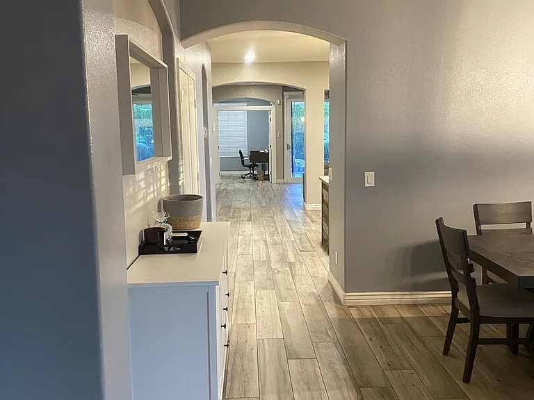 W Irma Ln — Photo 10