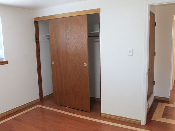 4th image of 4225 W 70th Pl #200