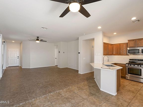 5th image of 7525 W SPRINGFIELD Way