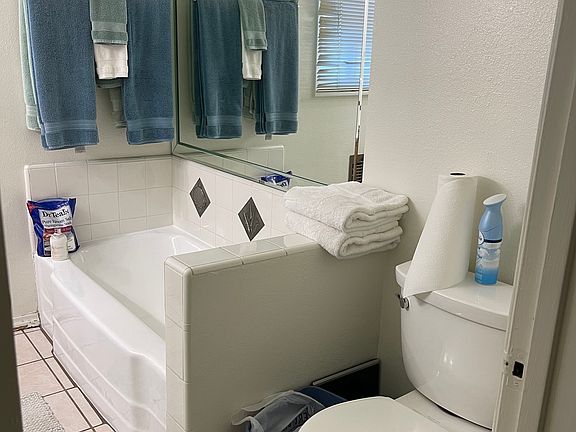 Tub