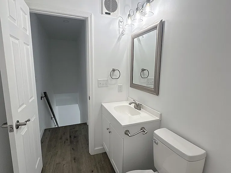 217 Quince Aly #B — Photo 14