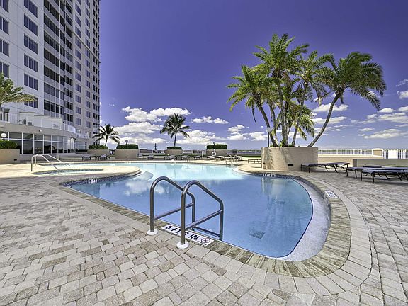 3rd image of 2090 W 1st St #1010-1