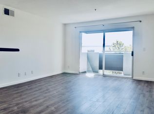 11041 Hesby St APT 217, North Hollywood, CA 91601