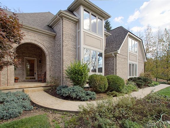 4th image of 6754 Little River Ln
