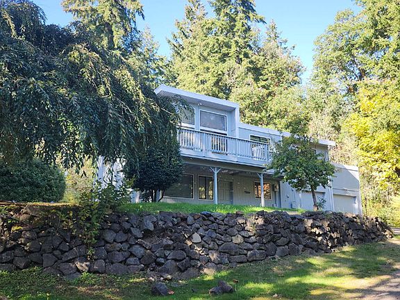 2nd image of 5691 Kitsap Way