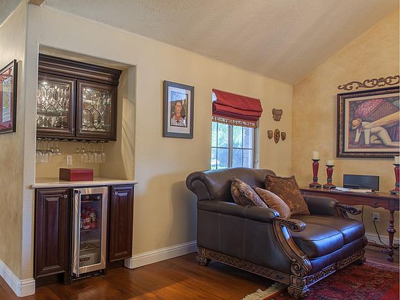 4th image of 10247 Buckmeadows Dr