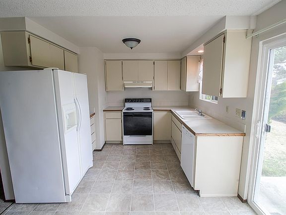 5th image of 61671 Daly Estates Dr