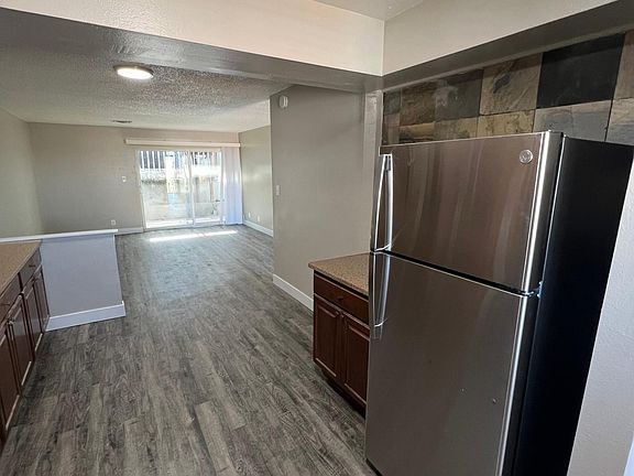 3rd image of 3702 W Byers Pl