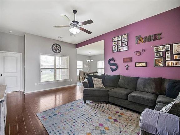 2nd image of 240 Long Hill Dr #D