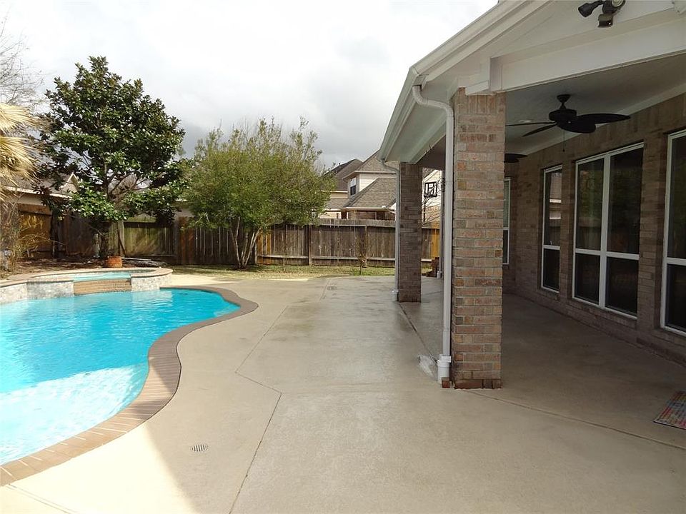 1st image of 21106 Heartwood Oak Trl
