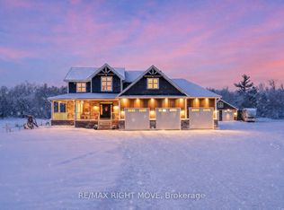 2448 Stockdale Rd, Severn, ON L3V 8C2