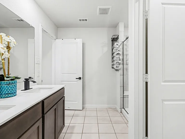 706 Spur Rdg — Photo 22