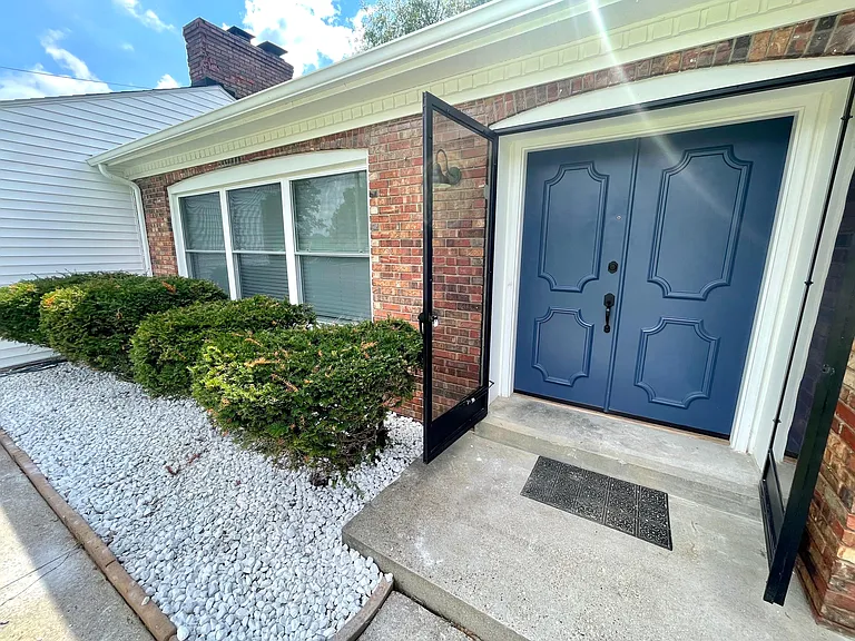 7802 Brownwood Dr — Photo 15