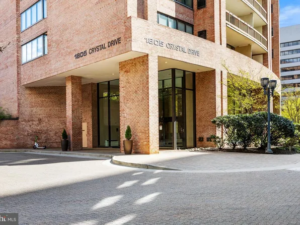 1805 Crystal Dr APT 1010S, Arlington, VA 22202