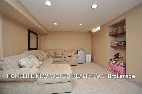 1209 Andover Ct — Photo 11