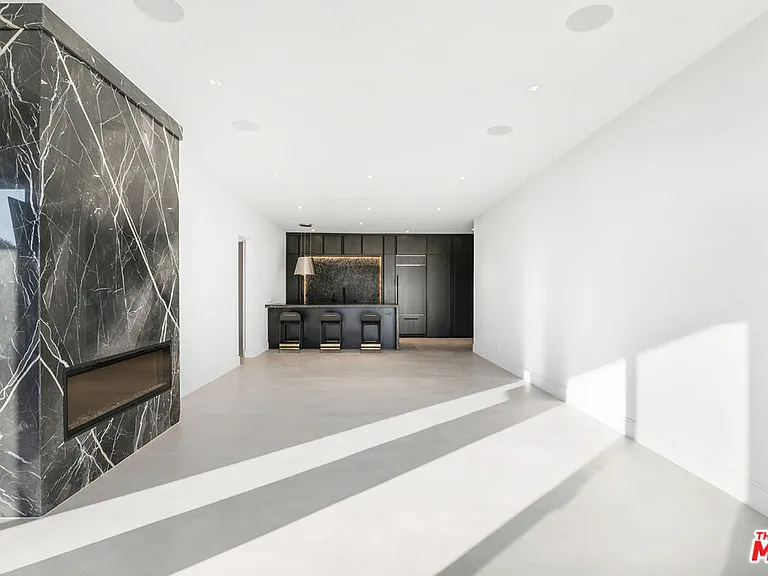 8960 Cynthia St #116 — Photo 8