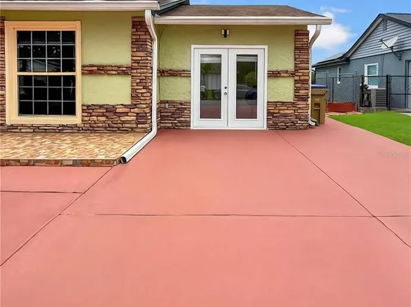 568 Bitterwood Ct, Kissimmee, FL 34743
