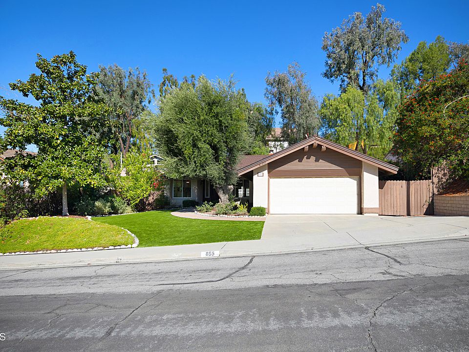 1st image of 855 Calle Arroyo