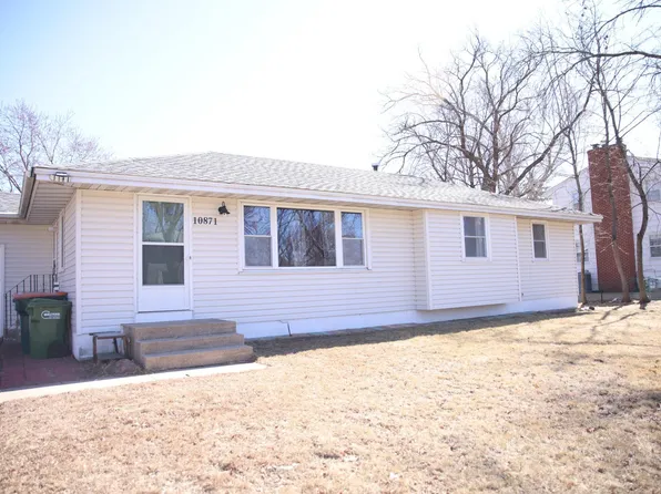 10871 Terrace Rd NE, Blaine, MN 55434