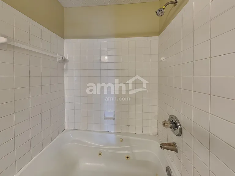 11540 Glenn Abbey Ln — Photo 14