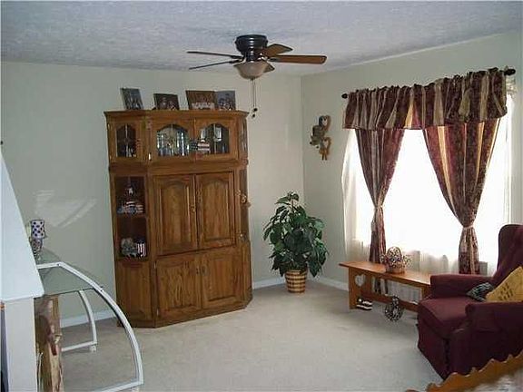 5th image of 10415 Gladeview Ct