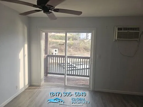 Lakefront Apartments — Photo 57