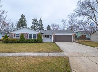 2200 Baker St, Aurora, IL