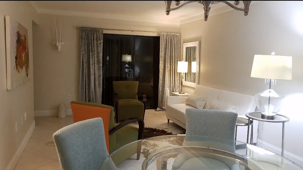 9445 Fontainebleau Blvd — Photo 2