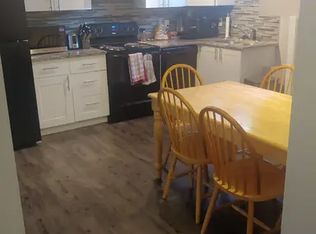 7619 135a Ave NW #1A, Edmonton, AB T5C2J2