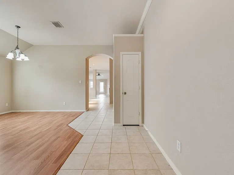 2356 Evening Song Dr — Photo 2