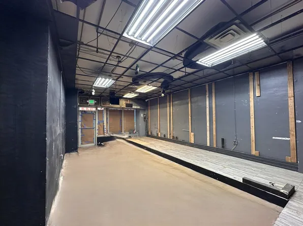 286 Martin Luther King Jr Drive image 5 of 13