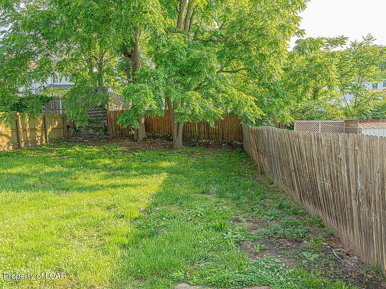 123 Poplar St — Photo 16